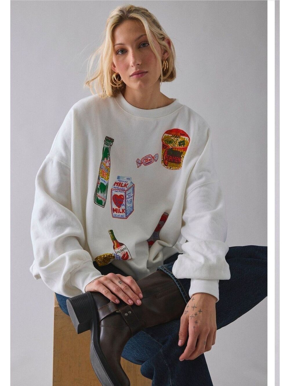 NWOT| 30"PTP |Urban Outfitters BDG So Snacky Graphic Oversized Crewneck